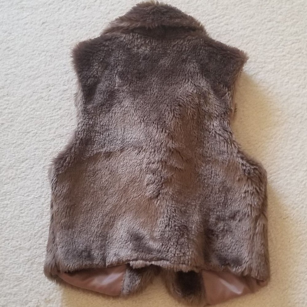 Italian Fur Vest - S - Picture 2 of 7